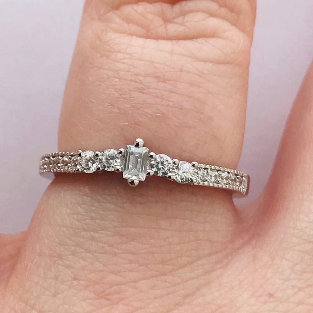 Dainty Engagement Ring ♡